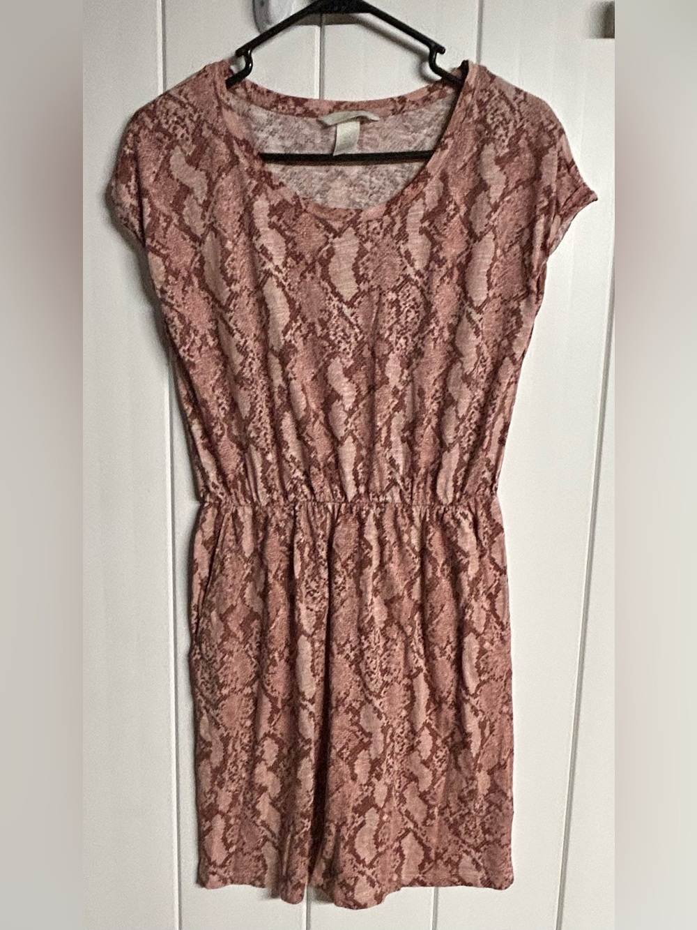 H&M Snake-Print Lightweight Dress